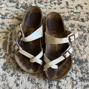 Cream Mayari Birkenstock